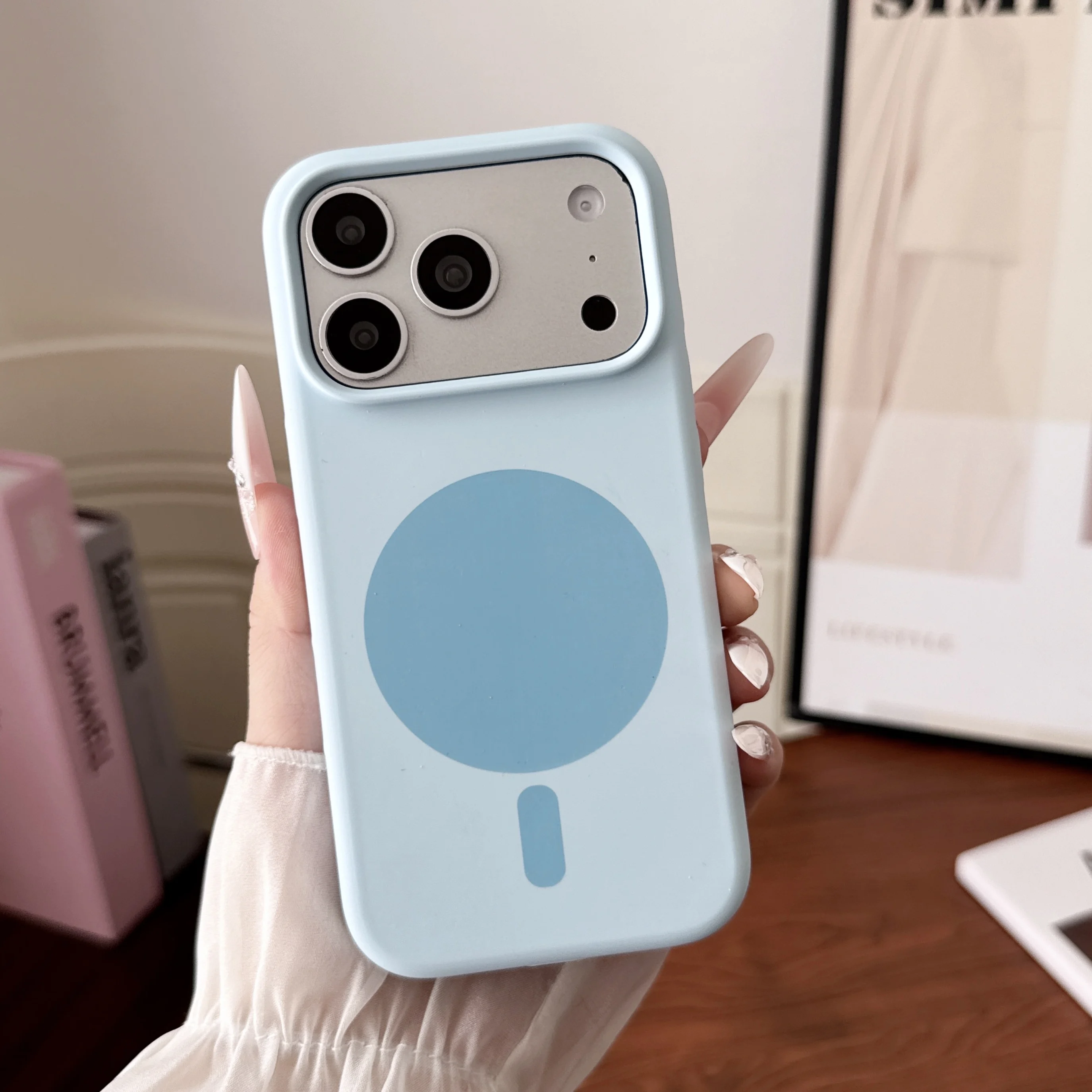 Liquid Silicone Magnetic Phone Case - Funda de Silicona Líquida de Color